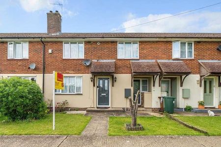 Ash Lane, Ambrosden, OX25 - Photo 3