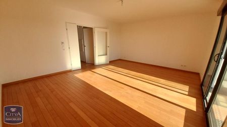 Location Appartement 4 pièces 103m² DIJON 21000 - Photo 2