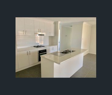 Spacious Family Living in a Prime Location - Photo 5