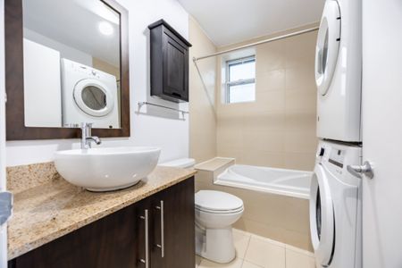 Appartement à louer - Montréal (Côte-des-Neiges/Notre-Dame-de-Grâce) (Côte-des-Neiges) Appartement à louer - Montréal (Côte-des-Neiges/Notre-Dame-de-Grâce) (Côte-des-Neiges) - Photo 5