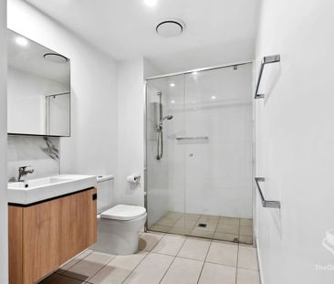 ELEVATED INNER-CITY LIVING | BRISBANE CASINO TOWERS, SOUTH BRISBANE - Photo 6