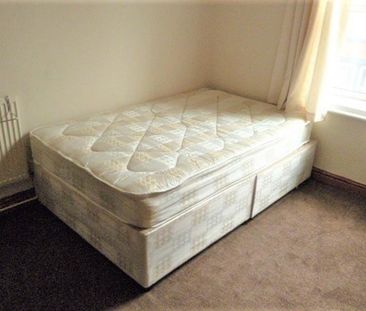 4 bedroom house to rent - Photo 3