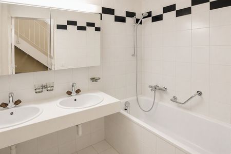 3.5 Maisonette-Wohnung im Löwen Center Luzern - befristet mieten bis Ende April 2028 - Photo 4