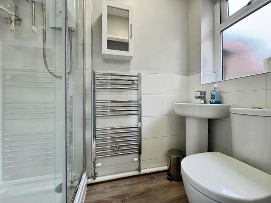 4 bedroom townhouse to rent - Photo 1