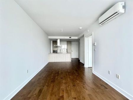 1239 Rue Drummond - Photo 2