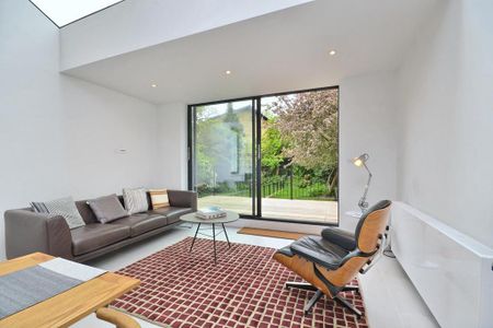 3 bedroom detached house to rent - Photo 4
