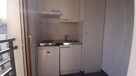 location Appartement T1 DE 30.75m² À PARIS - Photo 2