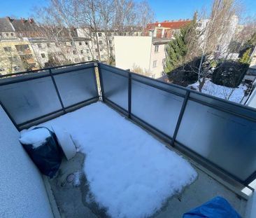 3-Zimmer Wohnung mit Balkon f&uuml;r Renovierungsfreudige! - Photo 1