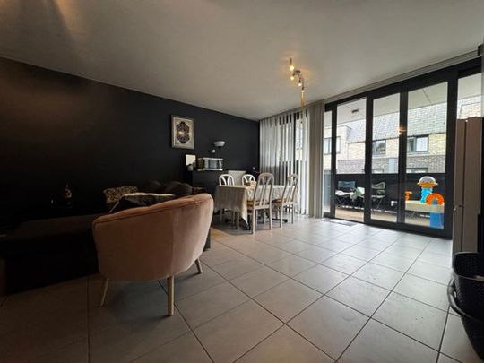 Appartement te huur - Photo 1