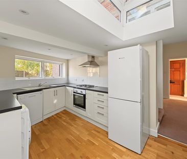 North Lodge, Whiteley Village, Hersham - Photo 4