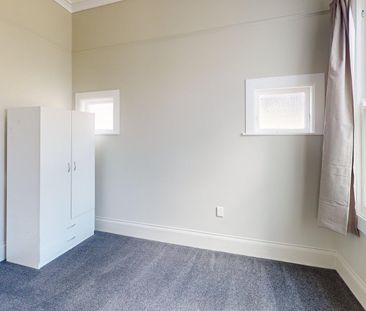 City Centre - 4 Bedrooms - Photo 1