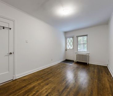 For Lease - 827 Kingston Road Unit# Upper, Toronto, Ontario - Photo 1