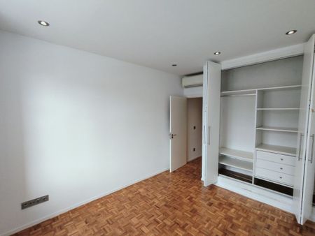 4 room luxury Flat for rent in Madrid, Autonomous Region of Madrid - Photo 5