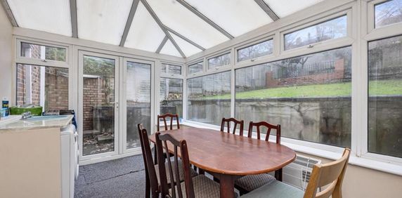 5 bedroom terraced house to rent - Photo 2