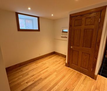 For Lease - 179 St Clair Avenue Unit# Rear, Toronto, Ontario - Photo 1