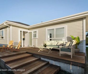 Character Home - Katikati - Photo 2