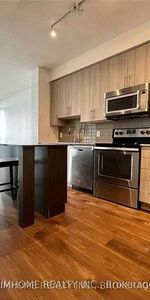 Confederation/Burnhamthorpe Bright +Spacious 1Bdrm 1Parking 1Locker - Photo 4