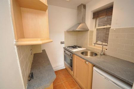 1 bedroom flat to rent - Photo 3