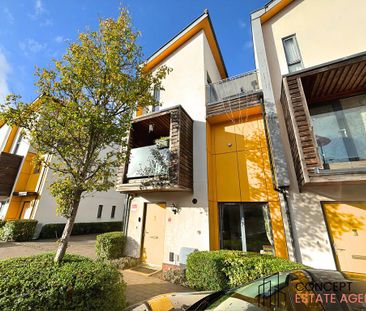 4 bedroom terraced house to rent - Photo 1