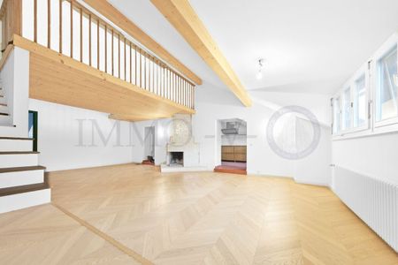 SPACIEUX ATTIQUE RENOVE DE STANDING AVEC EMPLACEMENT IDEAL - Foto 2