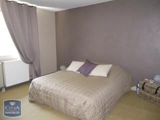 Location Maison 5 pièces 140m² BOURGES 18000 - Photo 4