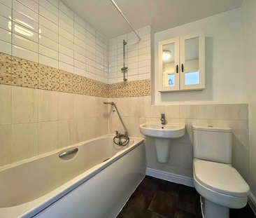 2 bedroom semi-detached house to rent - Photo 1