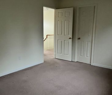 For Lease - 490 Veterans Drive Unit# 34, Barrie, Ontario - Photo 3