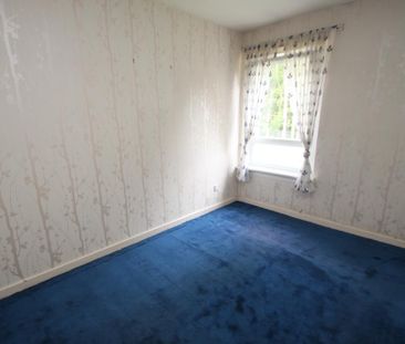 3 bedroom flat to rent - Photo 5