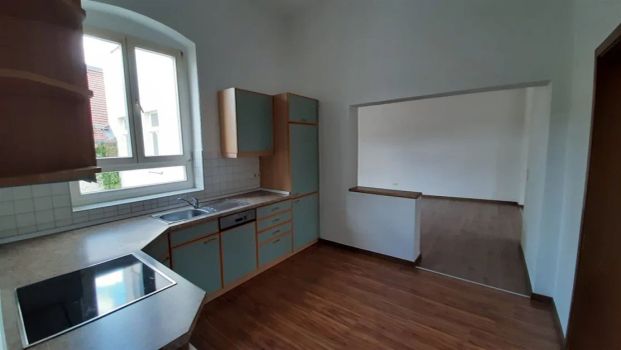 Attraktive, großzügige Wohnung, frisch renoviert - Photo 1