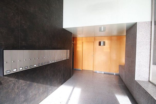 3 room luxury Apartment for rent in Valencia - Photo 1