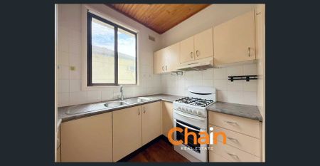 Spacious and Convenient Family Home - Photo 2