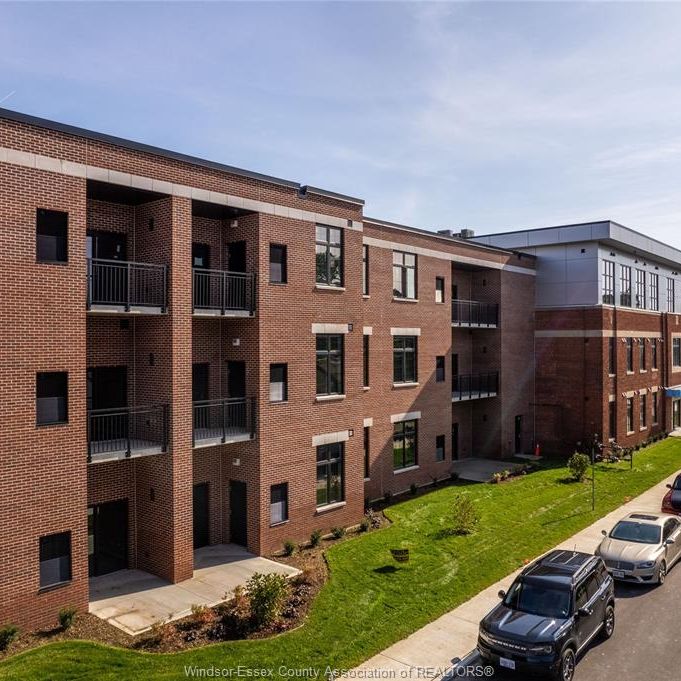 For Lease - 1370 ARGYLE Unit# 306, Windsor, Ontario - Photo 1
