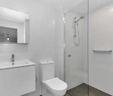 Close to EVERYTHING - Photo 6