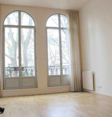 Appartement • Paris 14ème - Photo 2