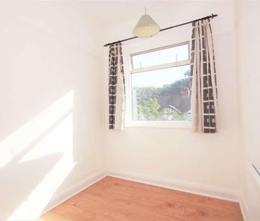 Durley Avenue, Pinner, HA5 - Photo 5