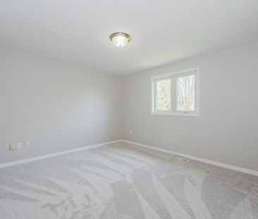 For Lease - 5 Camm Crescent, Guelph, Ontario - Photo 1