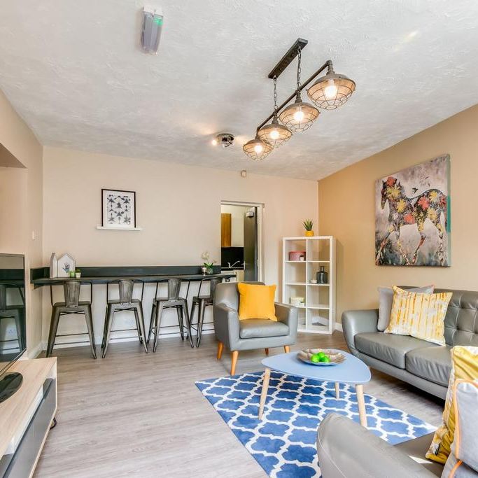 5 bedroom house to rent - Photo 1