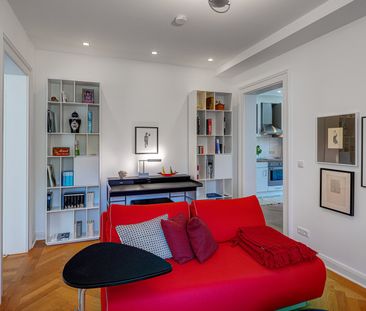 Sunny 2.5-room apartment in rear building for rent - Photo 1