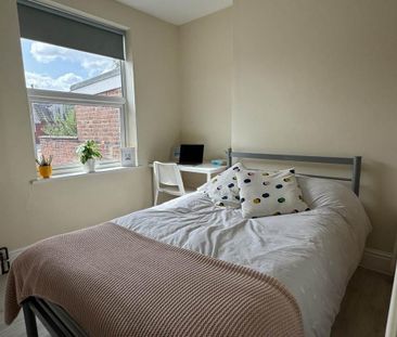 7 bedroom terraced house to rent - Photo 6