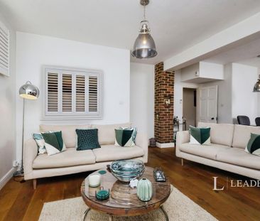 3 bedroom terraced house to rent - Photo 4