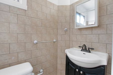 10840 Rue Joseph-Casavant, H3M 2B5, H3M 2B5, Montréal - Photo 2