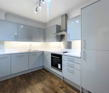 Dorchester Court, 283 London Road, Camberley, GU15 - Photo 1