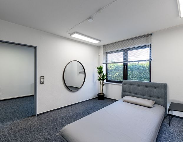 *Moderne, großzügige Wohnung im Herzen von Seelscheid* ideal für Singles und Paare - Photo 1
