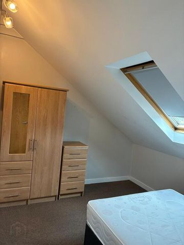 Apt 5 Malone Cottages, 207 Sandy Row, Belfast, BT12 5ED - Photo 2