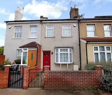 2 bedroom Terraced House to let - Photo 6