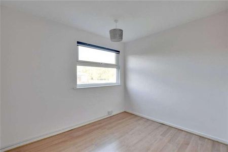 The Hall, Foxes Dale, Blackheath, London, SE3 - Photo 3