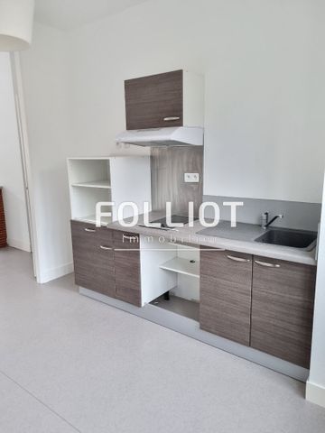 A LOUER Appartement 50000 Saint-L� CENTRE VILLE 1 chambre 49.49 m� - Photo 3