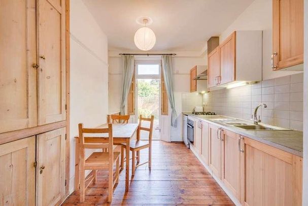 Wincheap, Canterbury, CT1 - Photo 1