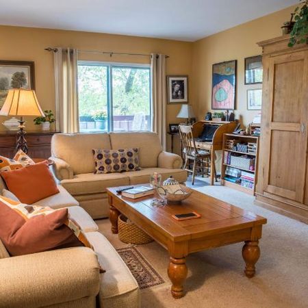 Superb 4 1/2 available NOW starting from $1225 - Photo 3