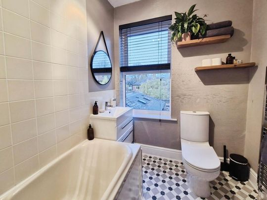 2 bedroom terraced house to rent - Photo 1